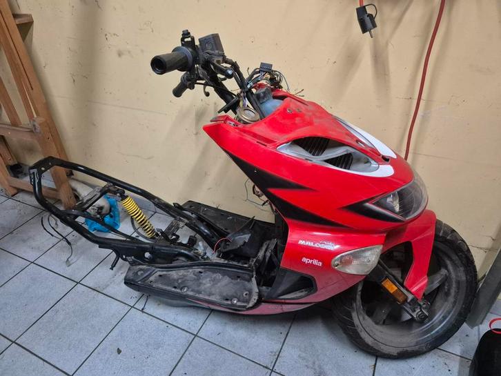 SR50 In onderdelen, Vélos & Vélomoteurs, Scooters | Yamaha, Utilisé, Autres modèles, Classe B (45 km/h), Deux-temps, Enlèvement