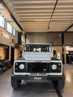 Land Rover Defender 110 TD5 2006, Auto's, Wit, Grijs, Dealer onderhouden, SUV of Terreinwagen