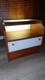 Vintage '50/'60 bijzettafel/tafel met glas & licht, Ophalen of Verzenden, Zo goed als nieuw, 45 tot 65 cm, Minder dan 55 cm