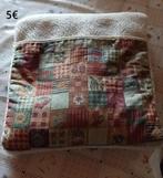 KERSENPITKUSSEN, Ophalen, Zo goed als nieuw