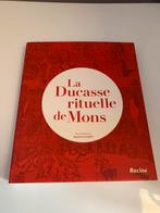 Livre « LA DUCASSE RITUELLE DE MONS », Boeken, Kunst en Cultuur | Fotografie en Design, Nieuw