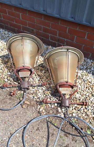 Toffe set met 2 buitenlantaarns, buitenlampen uit Amsterdam. beschikbaar voor biedingen
