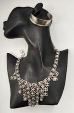 Lot van vintage Indische ketting en armband, Handtassen en Accessoires, Ophalen of Verzenden, Zo goed als nieuw, Zilver, Zilver