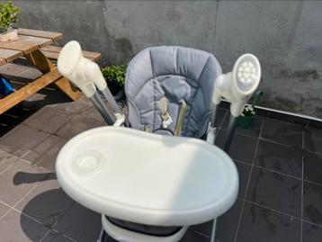 Babywieg /kinderzit beschikbaar voor biedingen