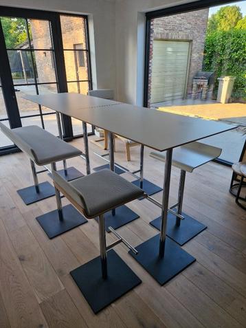 Brunner-WeTalk - Vergadertafel met barstoelen. TOPkwaliteit beschikbaar voor biedingen