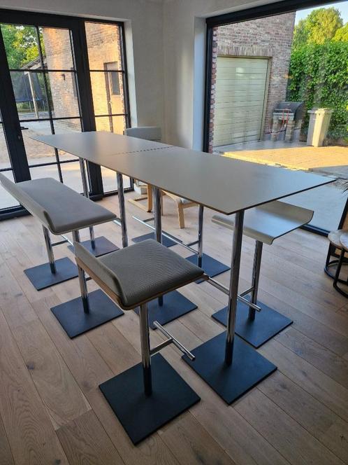 Brunner-WeTalk - Vergadertafel met barstoelen. TOPkwaliteit, Zakelijke goederen, Kantoor en Winkelinrichting | Kantoormeubilair en Inrichting