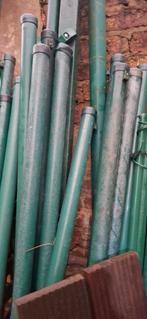 30 poteaux cloture 210/220cm. +quelque autres, Enlèvement