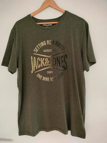 Mooie khaki T-shirt Jack & Jones Large/Medium  beschikbaar voor biedingen