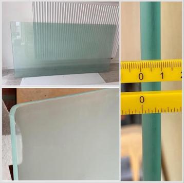 Glazen tafel 150 x 80 x 1cm - Conditie als nieuw beschikbaar voor biedingen