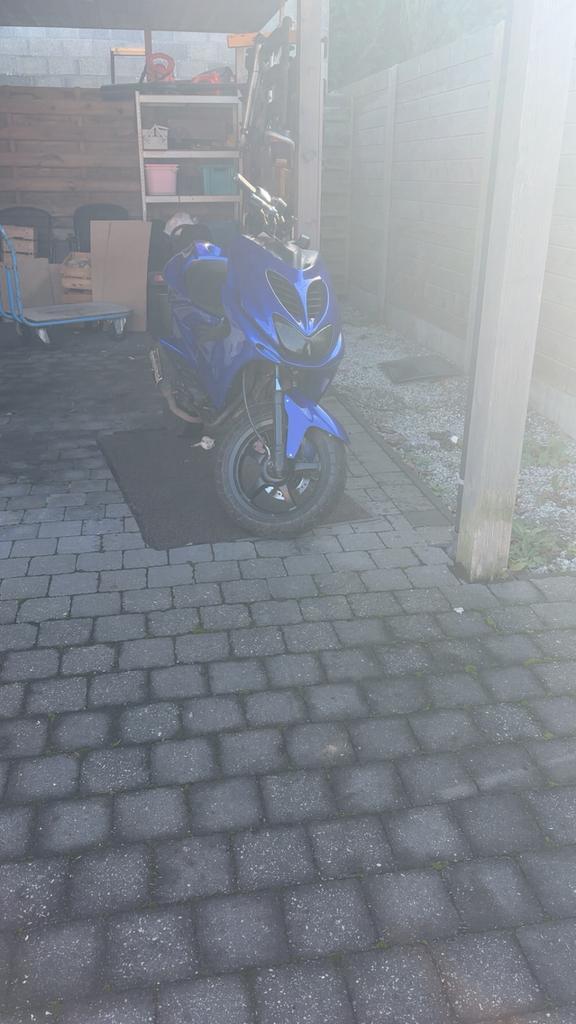 Aerox B-klasse, Fietsen en Brommers, Scooters | Overige merken, Gebruikt, Ophalen