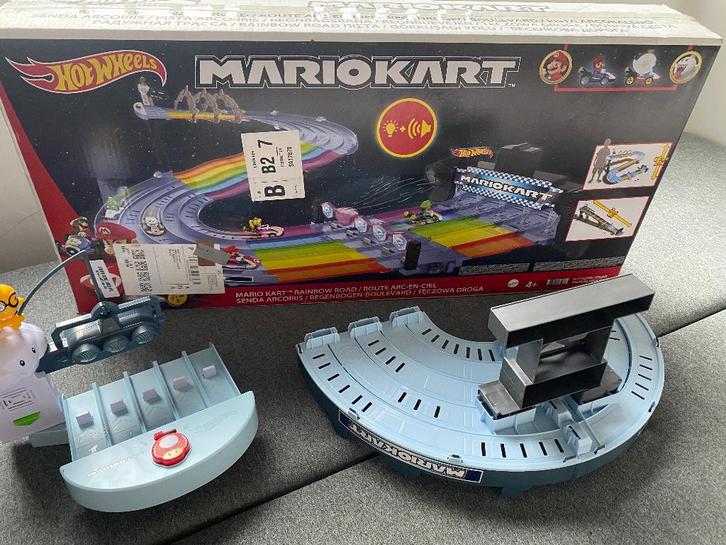 Mariokart Rainbow Road, Enfants & Bébés, Jouets | Circuits, Comme neuf, Circuit, Autre propulsion, Hot Wheels, Enlèvement