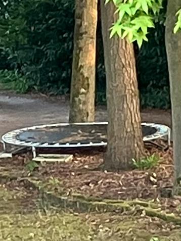 Buitentrampoline 3,05 m diameter beschikbaar voor biedingen