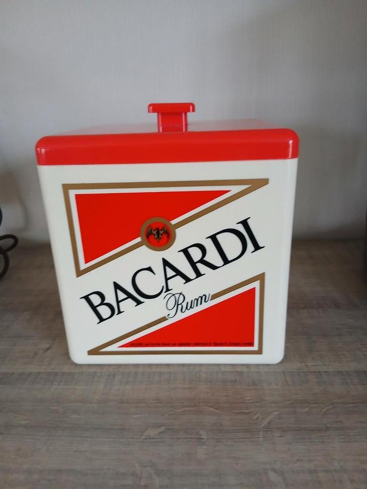 Seau à glace au rhum Bacardi Vintage, Collections, Marques & Objets publicitaires, Utilisé, Ustensile, Enlèvement ou Envoi