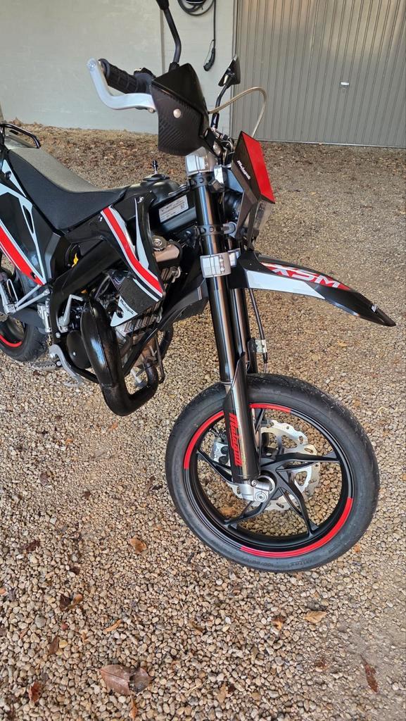 Vent derapage/Malaguti xsm 50/ Honda hm 50 2024, Fietsen en Brommers, Brommers | Crossbrommers, Zo goed als nieuw, Ophalen