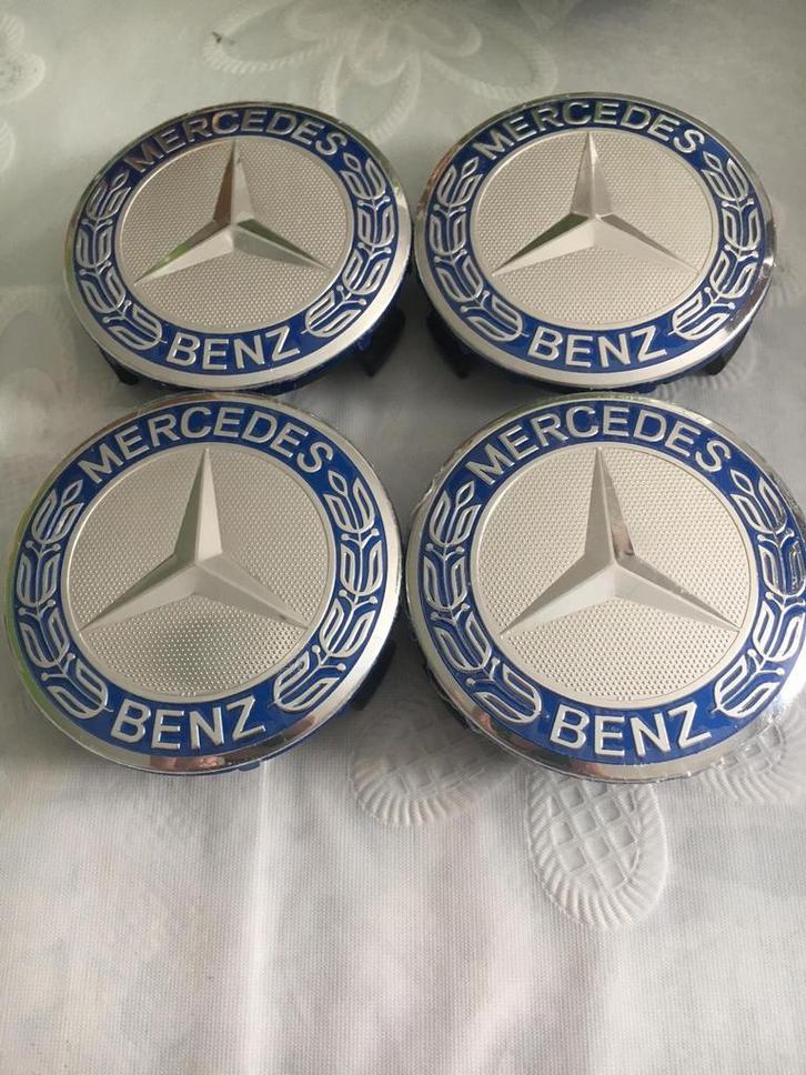 4x Nieuwe blauwe rand mercedes naafdoppen 75mm logo’s velgen, Auto diversen, Wieldoppen, Zo goed als nieuw, Ophalen of Verzenden