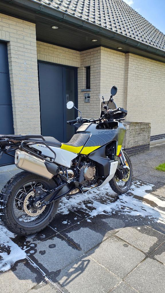Husqvarna Norden 901 in perfecte staat!, Motoren, Motoren | Husqvarna, Particulier, meer dan 35 kW, 2 cilinders, Motorrijbewijs A