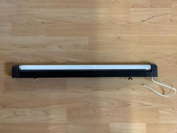 Muurlamp beschikbaar voor biedingen