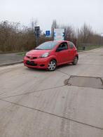 Toyota Aygo, 129000 km, 2011, 1.0 benzine, Auto's, Toyota, Stof, Handgeschakeld, Grijs, Aygo