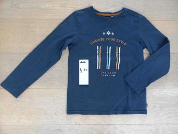 Tshirt donkerblauw lange mouwen 8 jaar Maat 128 beschikbaar voor biedingen