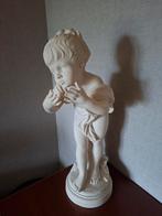 Beeldje in Franse steen, Ophalen