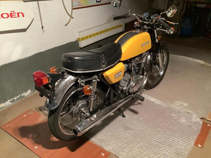 VEND OU ECHANGE ~ HONDA CB 200 ~, Collections, Collections Autre, Utilisé, Enlèvement