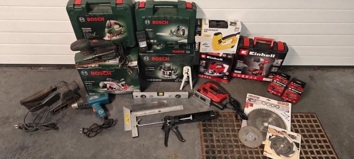 Volledig pakket elektrisch gereedschap, Doe-het-zelf en Bouw, Gereedschap | Handgereedschap, Zo goed als nieuw, Ophalen