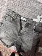 Korte broek  20 st xs/34, Kleding | Dames, Spijkerbroeken en Jeans, Ophalen of Verzenden, Zo goed als nieuw