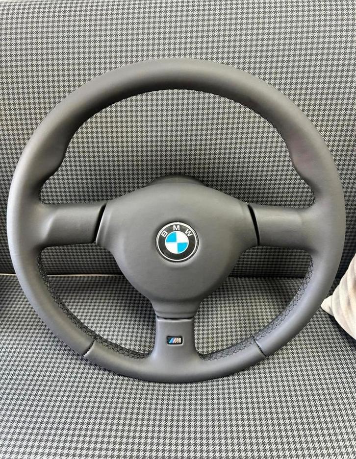 Volant 370 mm pour BMW E30 M Tech 2, Autos : Pièces & Accessoires, Commande, BMW, Neuf, Enlèvement ou Envoi