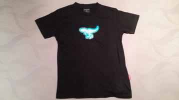 T-shirt met licht effecten maat 122-128 beschikbaar voor biedingen