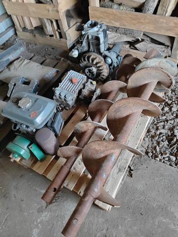 Benzine motor, hogedrukpomp, grondboren beschikbaar voor biedingen
