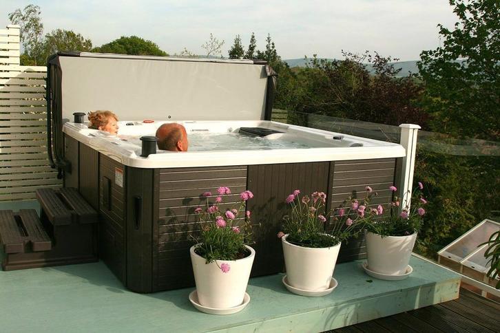 Wellness thuis💦spagarage💦jacuzzi beste prijskwaliteit, Sport en Fitness, Gezondheidsproducten en Wellness, Nieuw, Ophalen