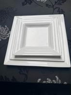 Lot de assiettes, Enlèvement, Comme neuf