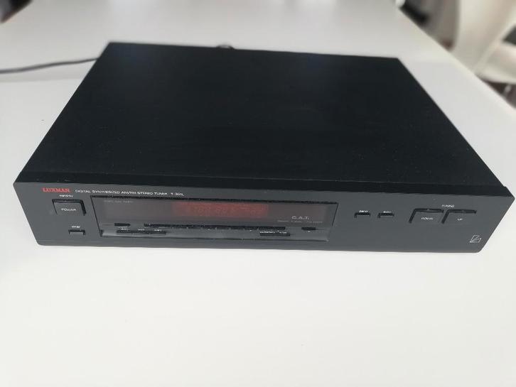 Luxman Tuner T351L, TV, Hi-fi & Vidéo, Tuners, Utilisé, Analogique, Enlèvement
