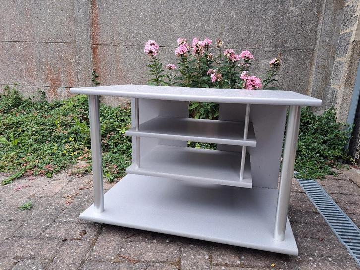 tv kastje, Huis en Inrichting, Kasten |Televisiemeubels, Zo goed als nieuw, Minder dan 100 cm, 50 tot 100 cm, 25 tot 50 cm, Metaal