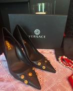 Versace Hakjes maat 38 en 39 niet gedragen met certificaat, Vêtements | Femmes, Chaussures, Enlèvement ou Envoi, Neuf