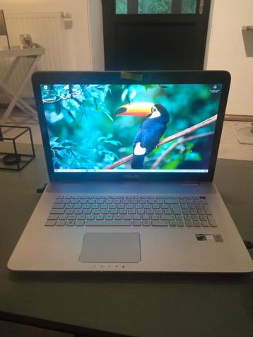 ASUS LAPTOP VOOR HERSTEL beschikbaar voor biedingen