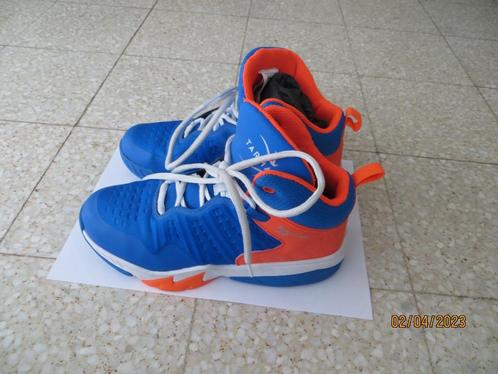 ② NIEUW basketbalschoenen maat 37 — Basketbal — 2dehands