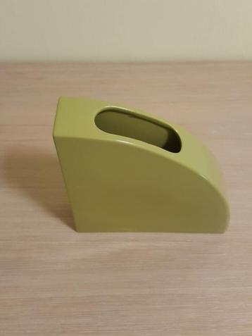 Geometrische vaas - olijfgroene keramiek - retro midcentury beschikbaar voor biedingen