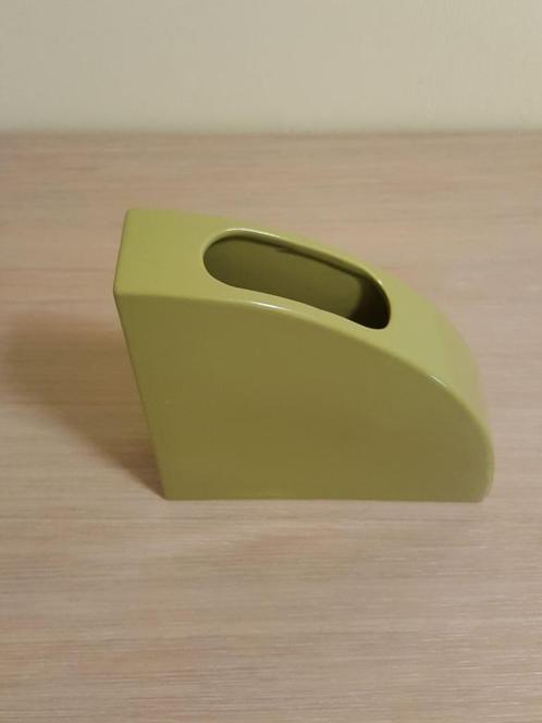 Geometrische vaas - olijfgroene keramiek - midcentury retro, Huis en Inrichting, Woonaccessoires | Vazen, Gebruikt, Groen, Minder dan 50 cm