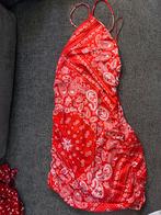 Robe rouge avec motifs, taille M new yorker., Kleding | Dames, Jurken, Maat 38/40 (M), New Yorker, Ophalen of Verzenden, Zo goed als nieuw