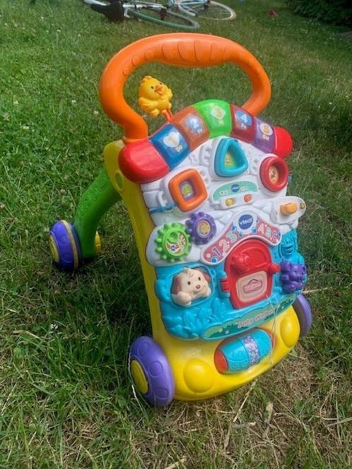 Vtech duwkarretje mobiel speeltuig tablet, Kinderen en Baby's, Speelgoed | Vtech, Gebruikt, 0 tot 6 maanden, Ophalen