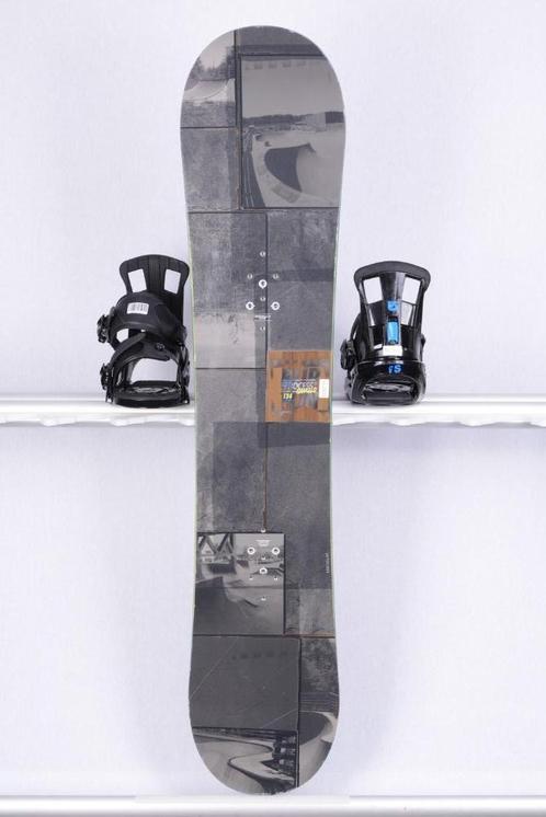 Snowboard 134 cm pour enfants BURTON PROCESS SMALLS, FLAT/RO, Sports & Fitness, Snowboard, Utilisé, Planche, Envoi