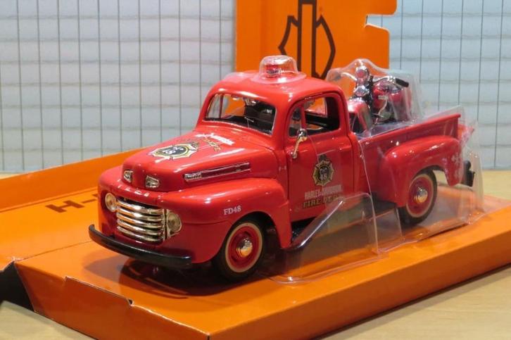 Ford F-1 pickup + Harley Davidson EL Knucklehead 1:24 32191, Hobby en Vrije tijd, Modelauto's | 1:18, Nieuw, Auto, Maisto, Ophalen of Verzenden