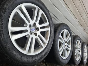 Orginele 18 inch Volvo XC40 C40 velgen zomerbanden sensoren