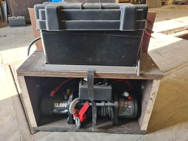 Takel, Doe-het-zelf en Bouw, Lieren en Takels, Zo goed als nieuw, Elektrisch, Ophalen
