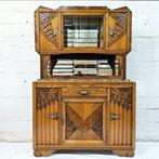 Exceptionally rare Art Deco sculpted sideboard Ca. 1920, Enlèvement