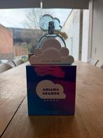 CLOUD - ariana grande, Collections, Enlèvement, Comme neuf