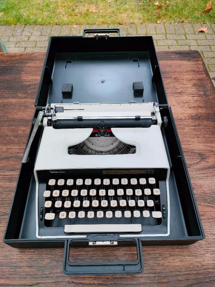 Typemachine REMINGTON Monarch-1. Made in New York, USA., Divers, Accessoires de bureau, Enlèvement ou Envoi