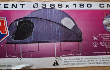 Trampoline + tent beschikbaar voor biedingen