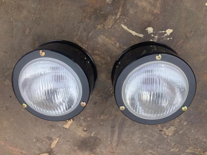 Deutz koplampen 06 serie met bevestigingspennen, Zakelijke goederen, Machines en Bouw | Onderdelen, Ophalen